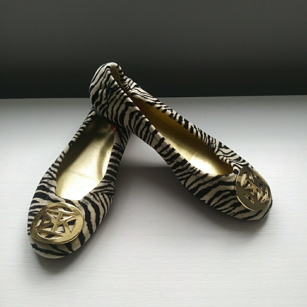 Anne Klein iflex zebra print ballet flats size 6